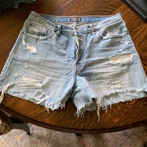 Abercrombie & Fitch High Rise 4 inch shorts. 31